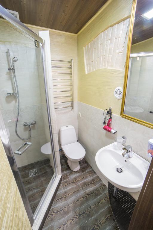 Apartments On Valova 16, On Market Square Lviv Bagian luar foto